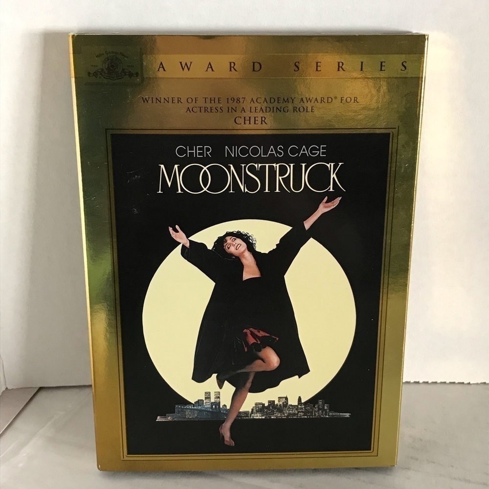 Moonstruck DVD - Deluxe Edition - Award Series